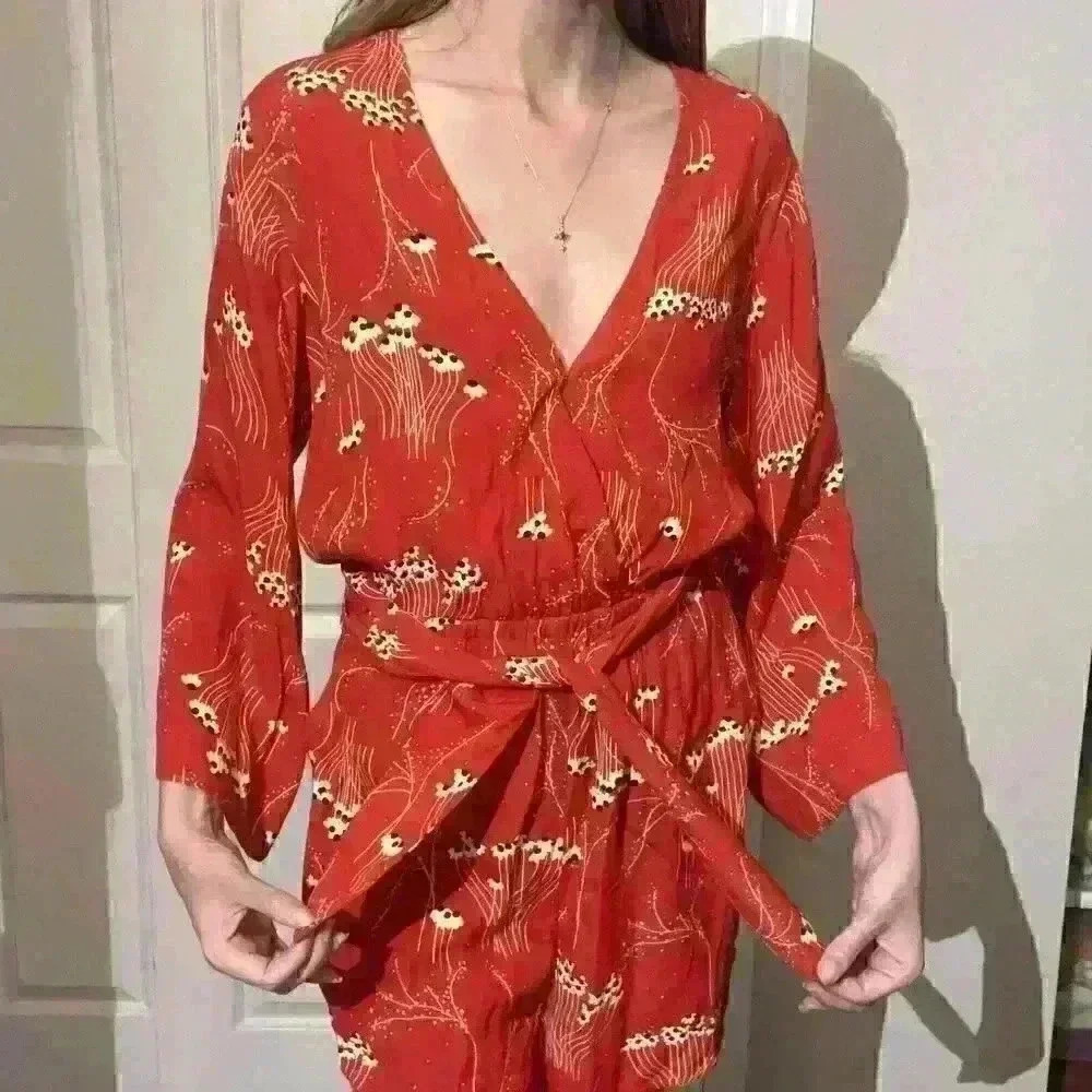 BA&SH Womens Khan Rogue Floral Rayon Wrap Jumpshort Revolve Romper Size US 4 XS - Picture 4 of 16
